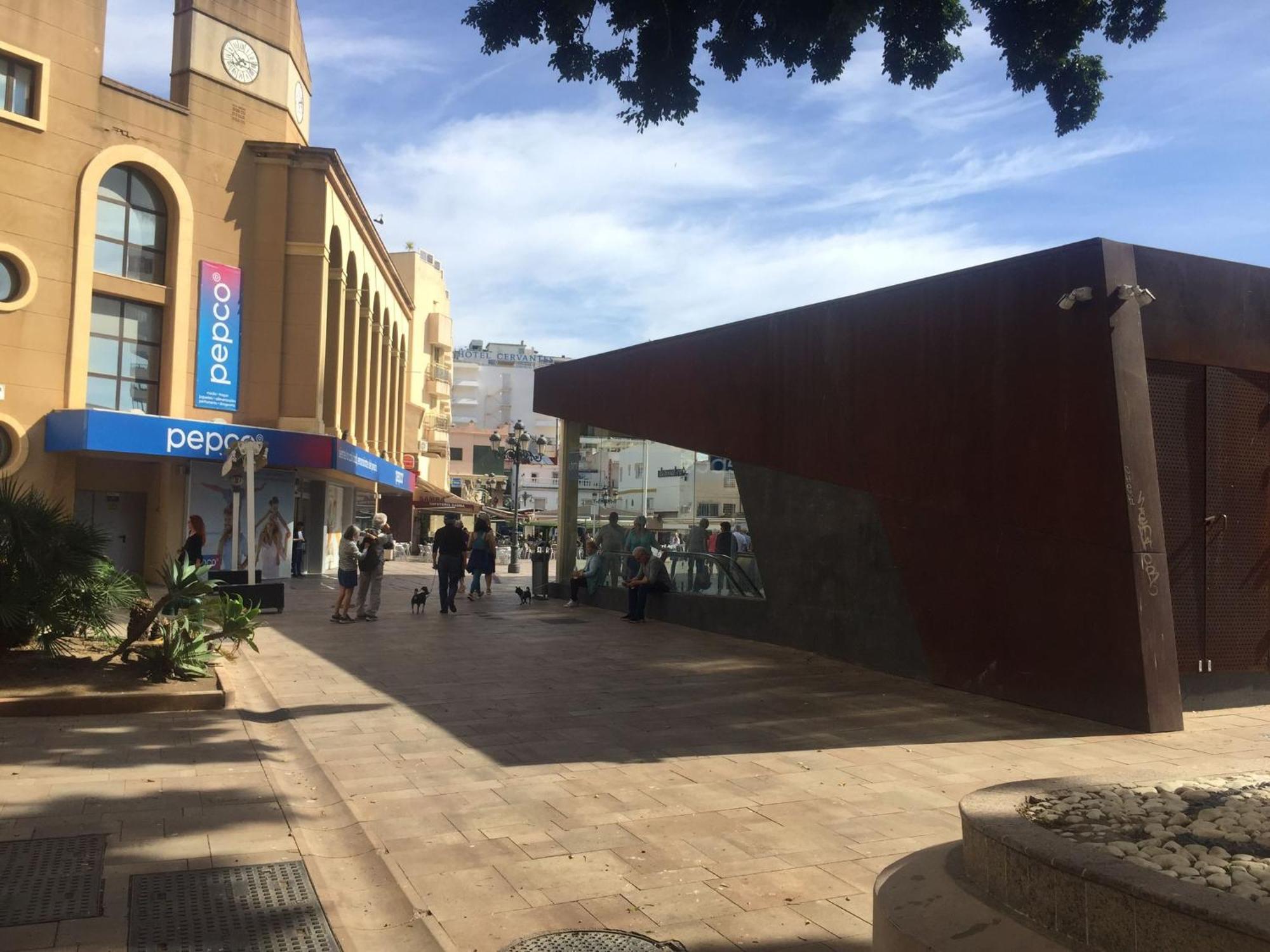 شقة Studio In The Centre Near The Beach توريمولينوس المظهر الخارجي الصورة